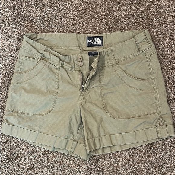 The North Face Pants - The North Face Green Cargo Shorts Outdoor Essential